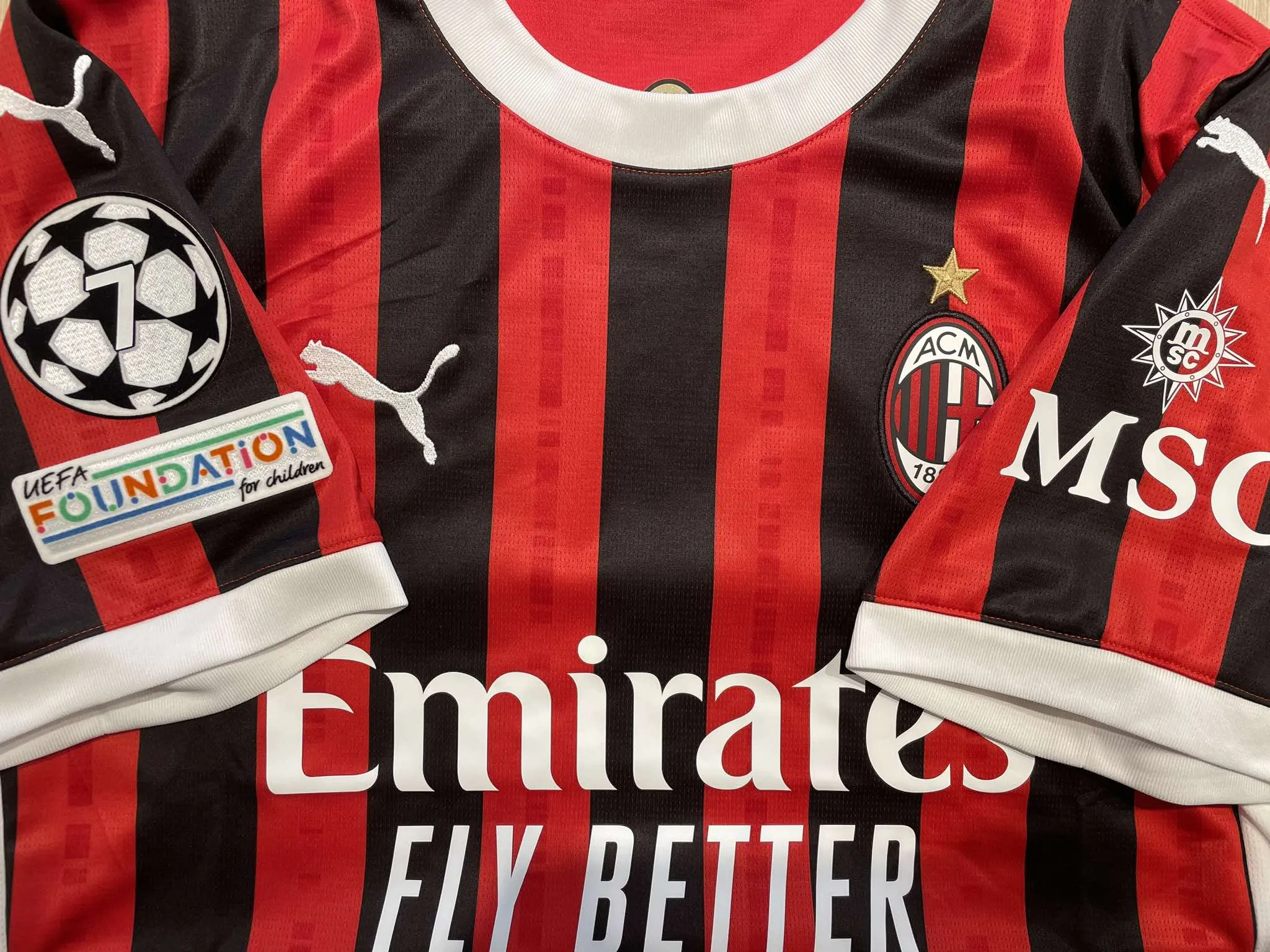 Maglia Gara Home Europa “Rafa Leao 10” Autografata Firma Singola A.C. Milan 2024/2025