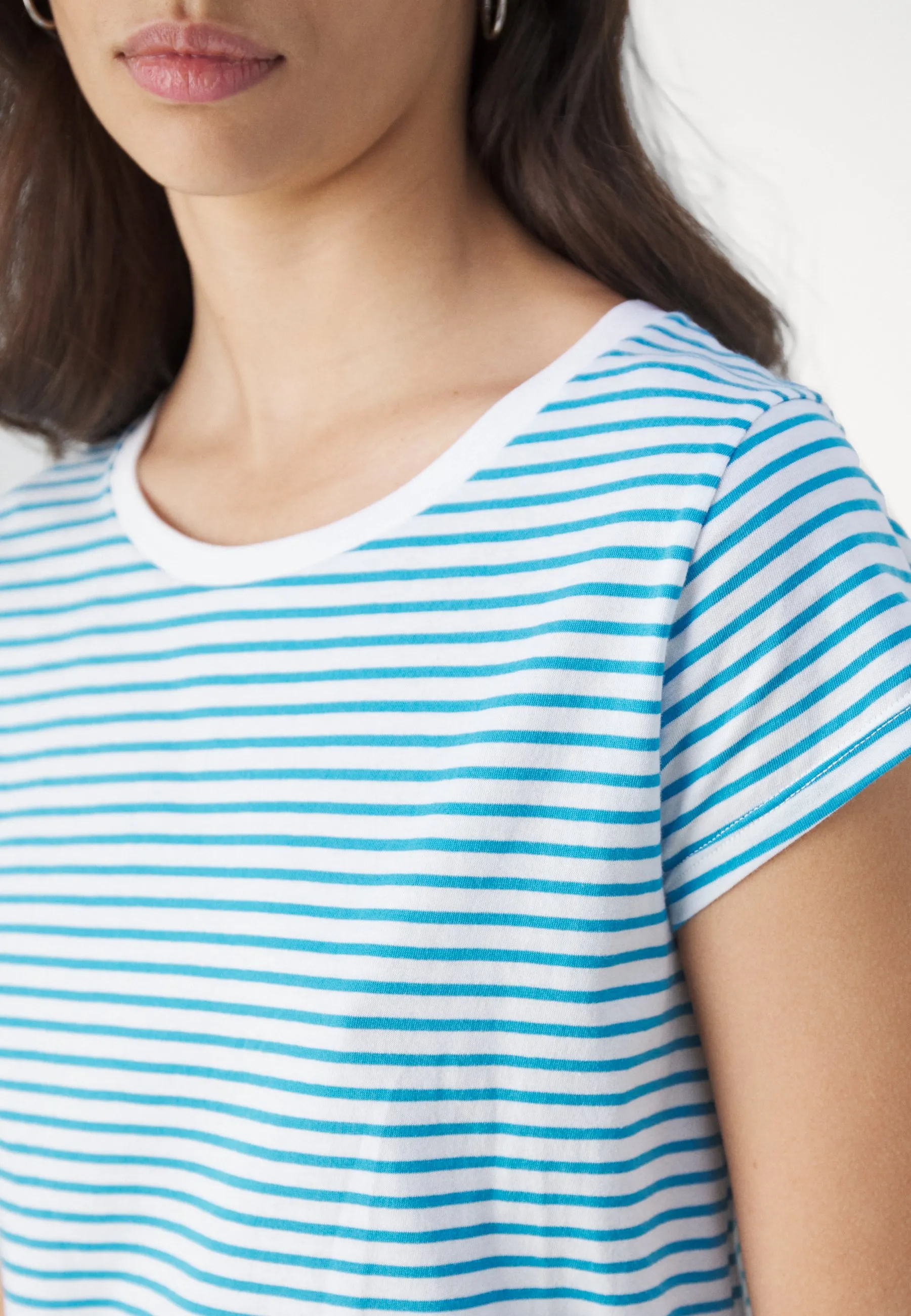 STRIPE TEASY TEE - T-shirt con stampa